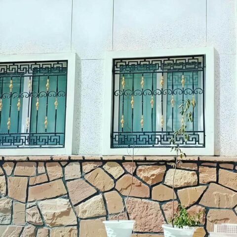 ساخت مدل های متنوع حفاظ پنجره در زاهدان