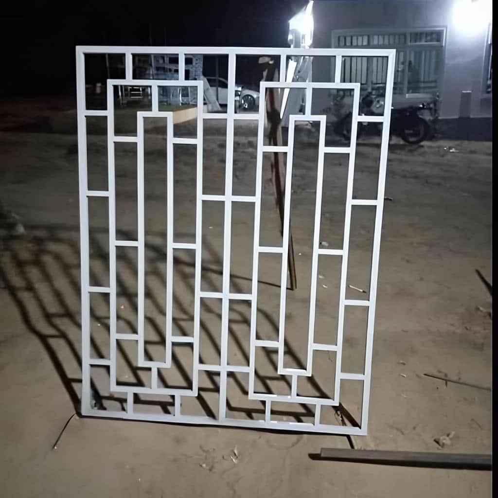 حفاظ پنجره با پوشش پودری