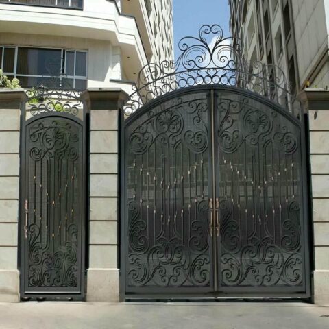 درب حیاط لاکچری فلزی در زاهدان