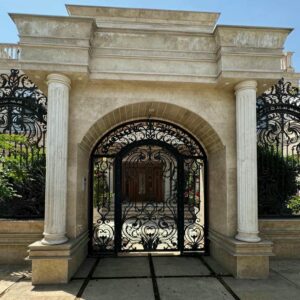 درب حیاط آهنی در زاهدان