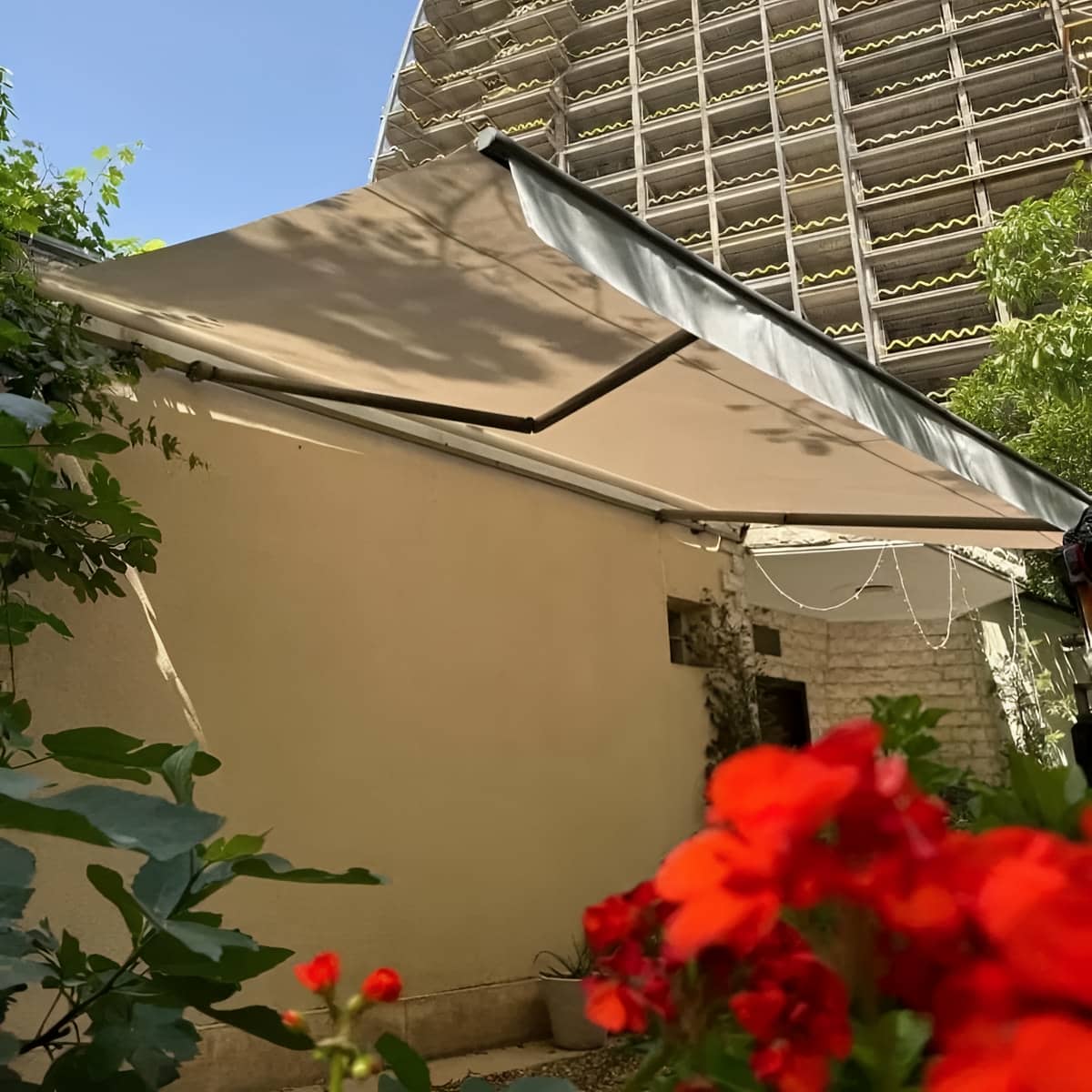 کنترل سایبان برقی زاهدان با ریموت چند کاناله