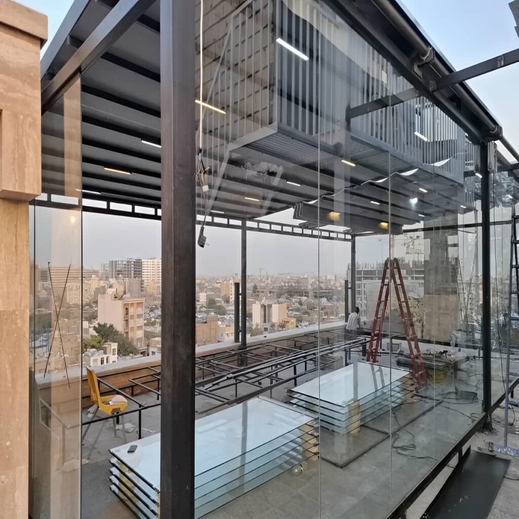 نصب سقف برقی جمعشونده در حیاط زاهدان