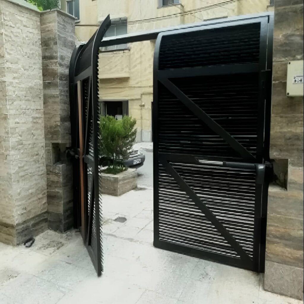 جک درب پارکینگ زاهدان