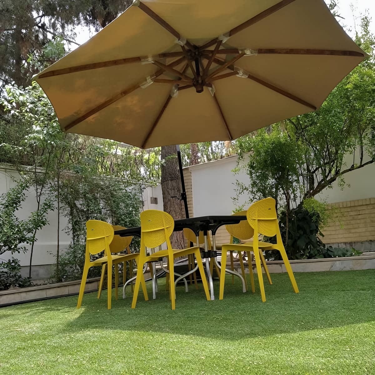 سایبان برقی برای پارکینگ در زاهدان